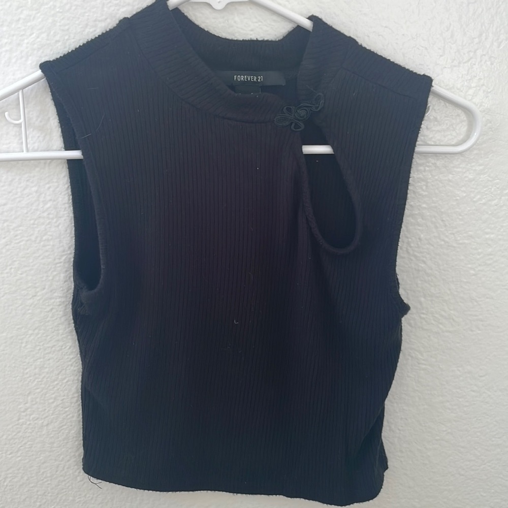 Black Asian high neck crop